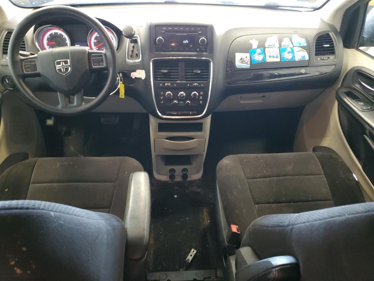 2014 Dodge Caravan - Image 8