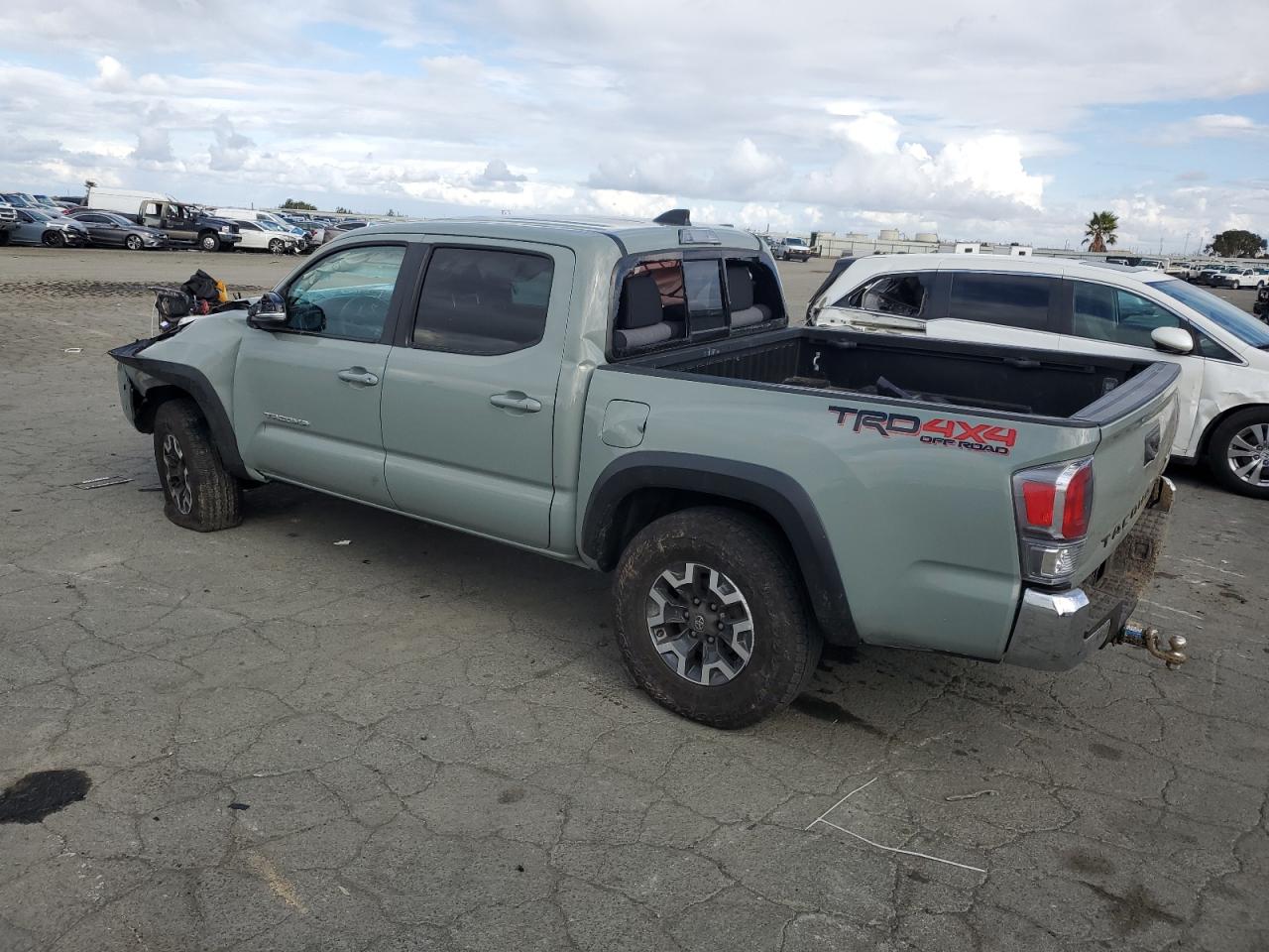 VIN 3TMCZ5AN8PM548667 2023 TOYOTA TACOMA no.2