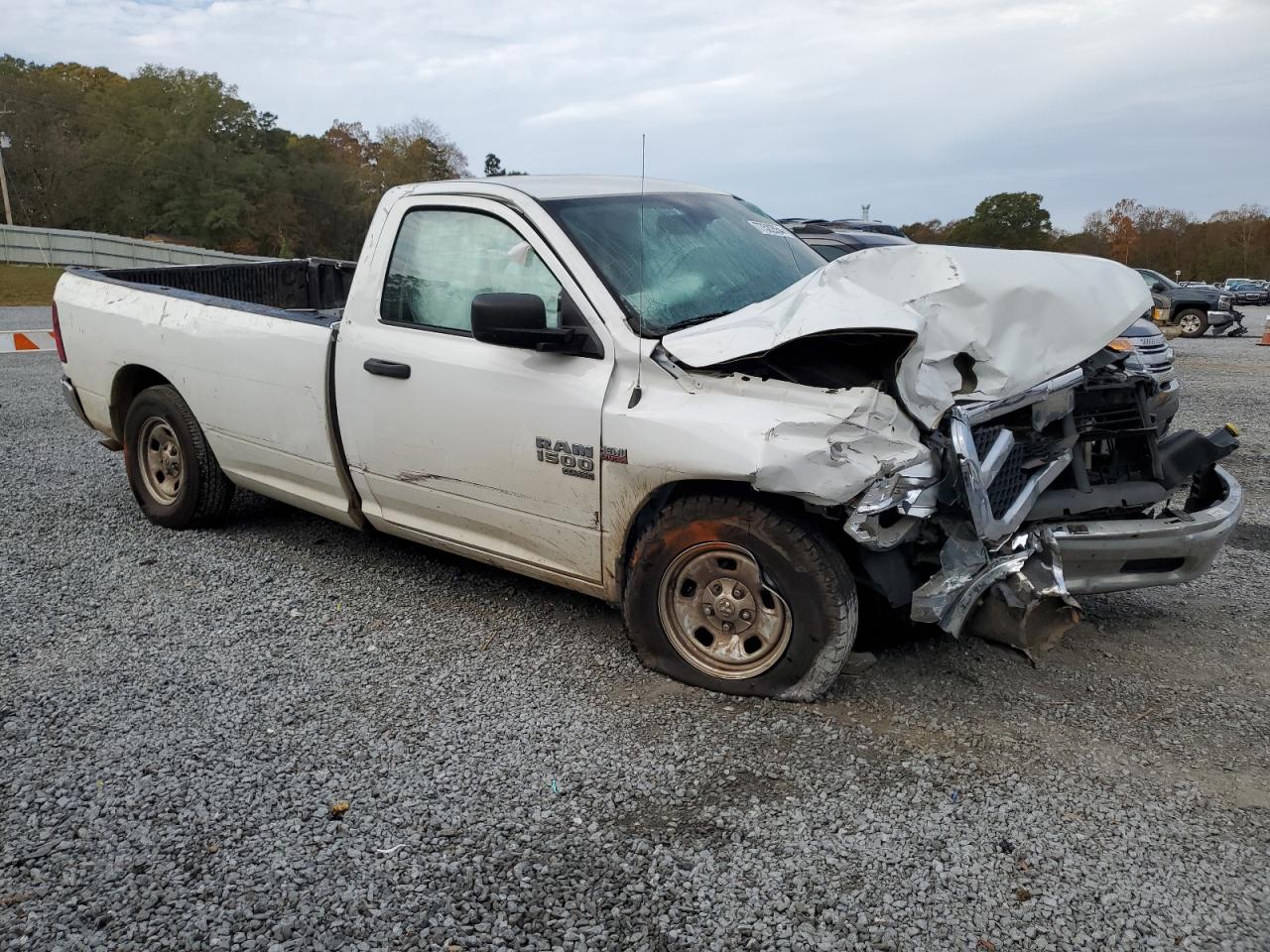 2019 RAM 1500 - Image 4