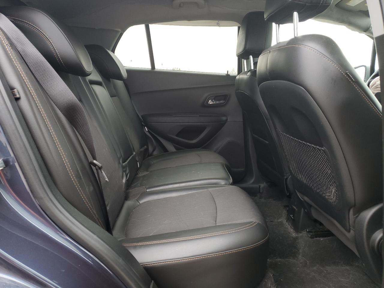 2018 Chevrolet Trax - Image 12