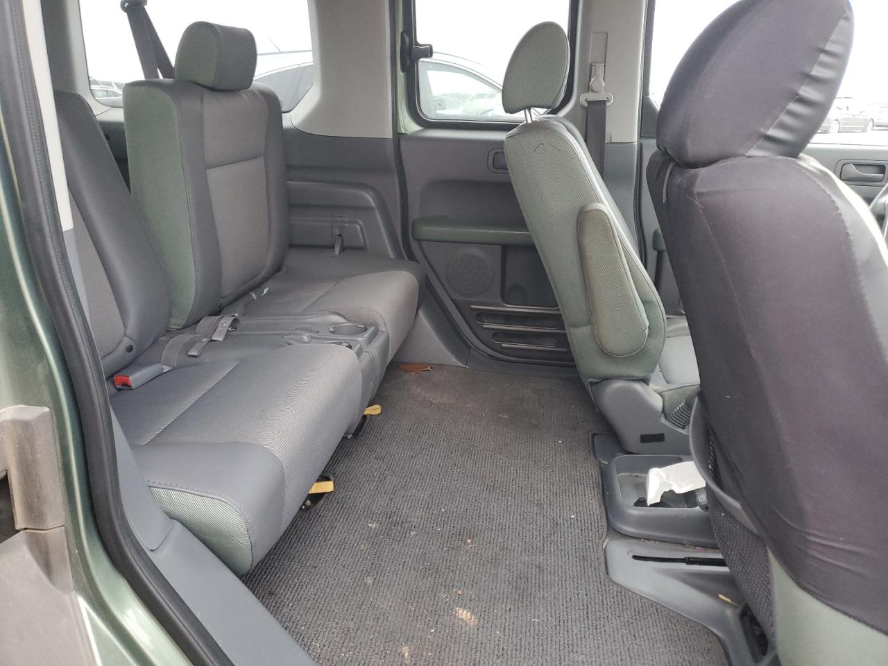 2003 Honda Element - Image 10