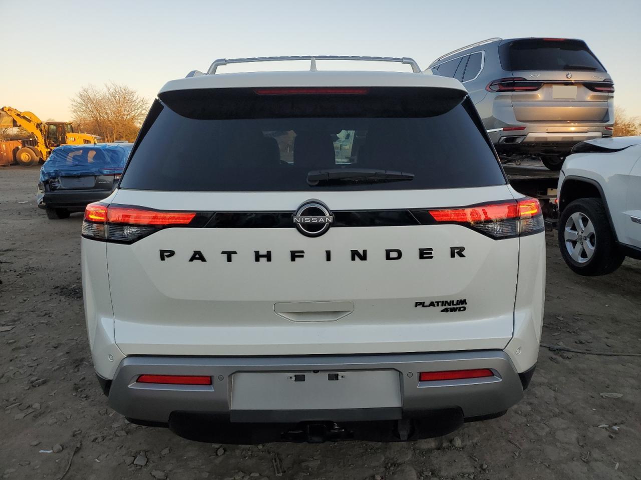 2024 Nissan Pathfinder - Image 6