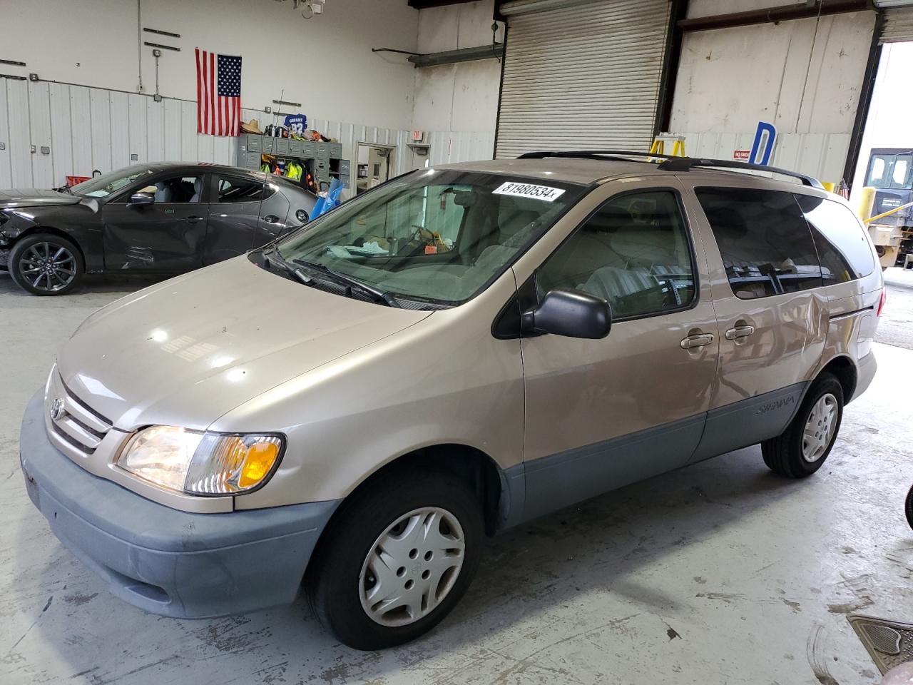2003 Toyota Sienna - Image 1