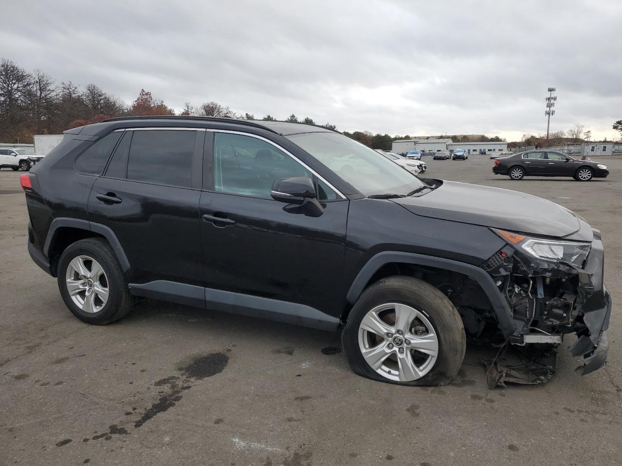 2021 Toyota RAV 4 - Image 4