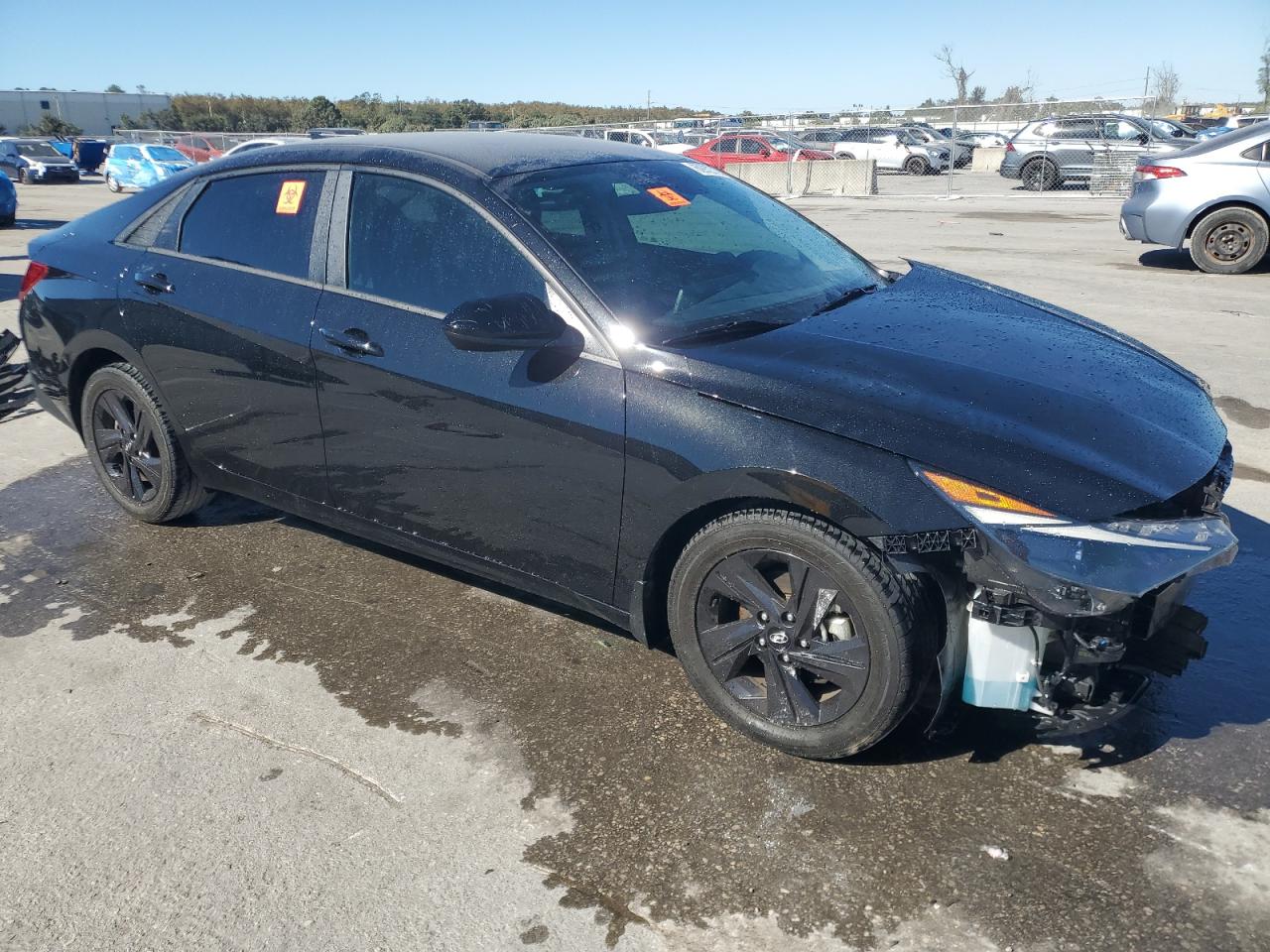 2023 Hyundai Elantra - Image 4