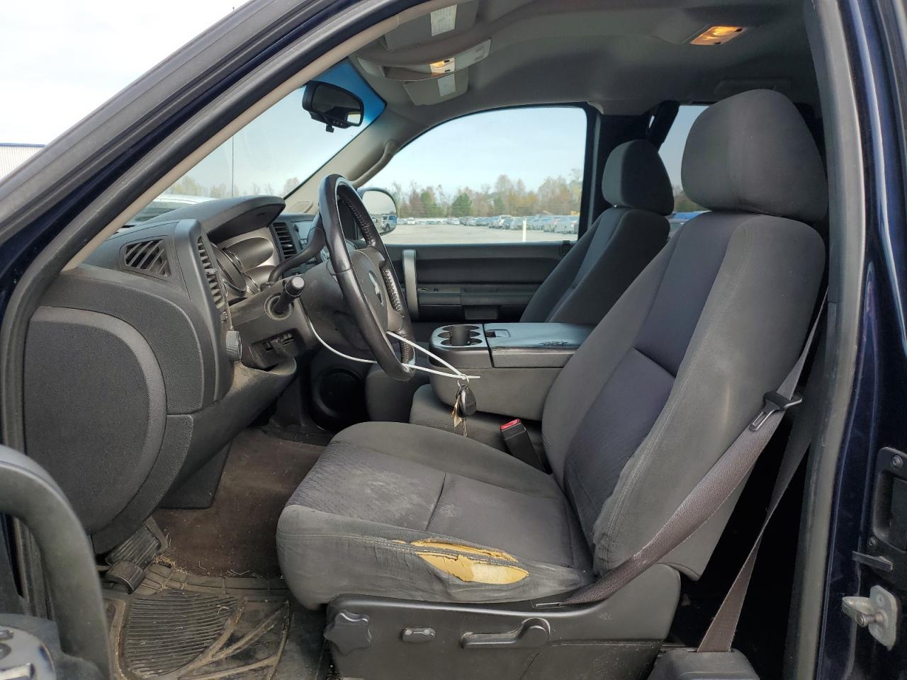 2009 Chevrolet Silverado - Image 7