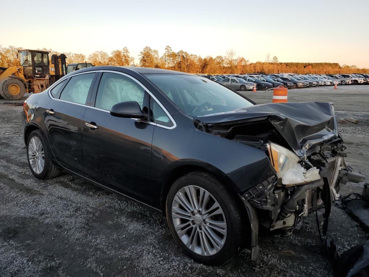 2014 Buick Verano - Image 4