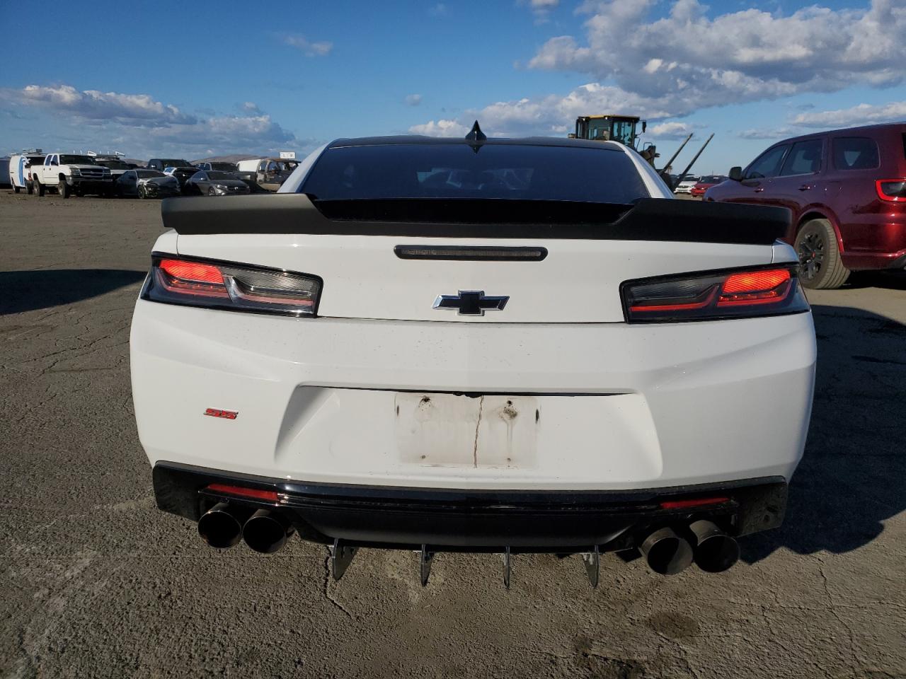 2018 Chevrolet Camaro Ss VIN: 1G1FE1R74J0101151 Lot: 80649444