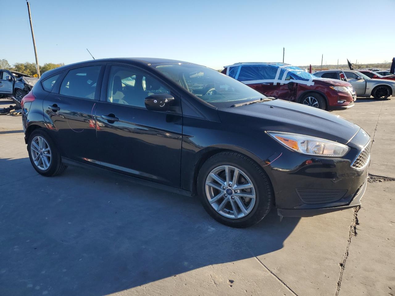 VIN 1FADP3K25JL200794 2018 FORD FOCUS no.4