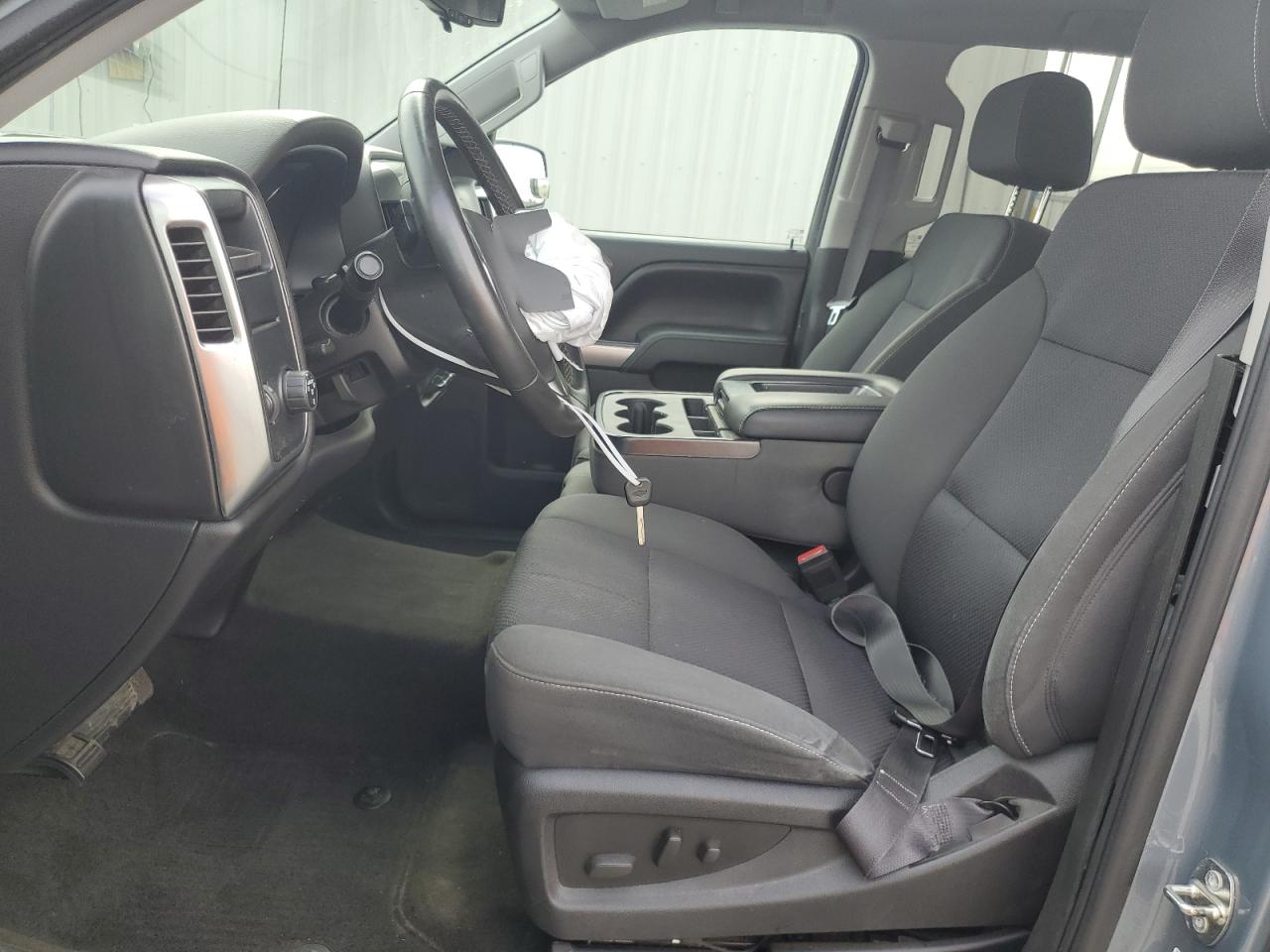 2015 Chevrolet Silverado - Image 7