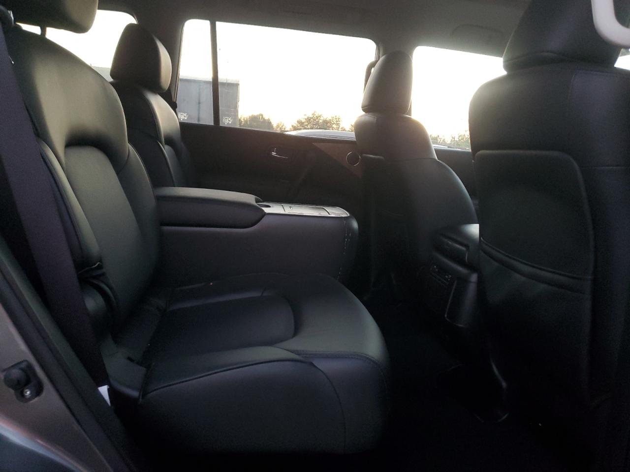 2024 Nissan Armada - Image 11