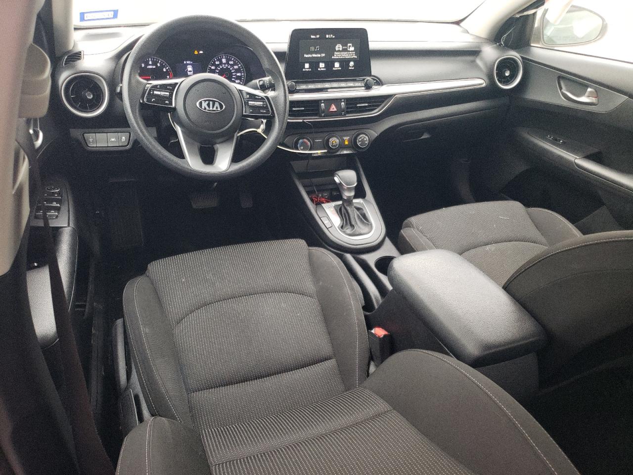 2021 Kia Forte - Image 8