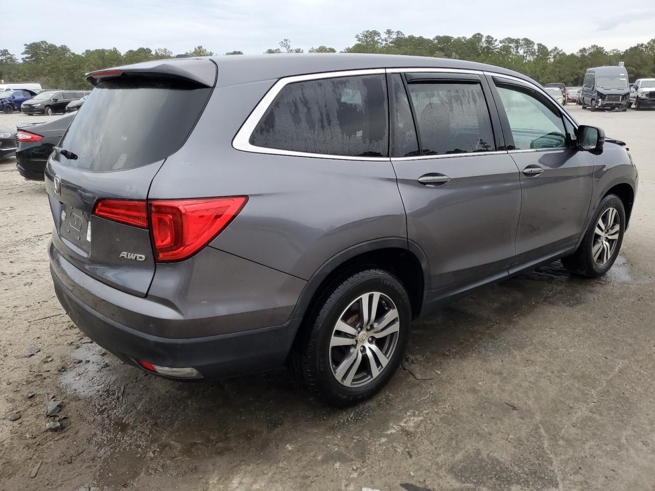 2016 Honda Pilot - Image 3