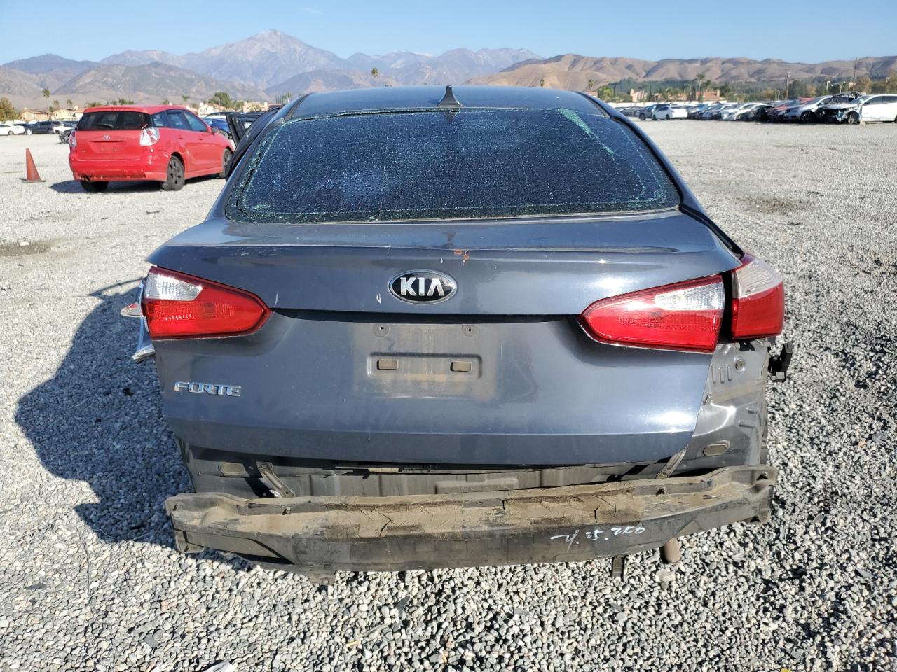 2014 Kia Forte Lx VIN: KNAFX4A64E5130077 Lot: 81390734