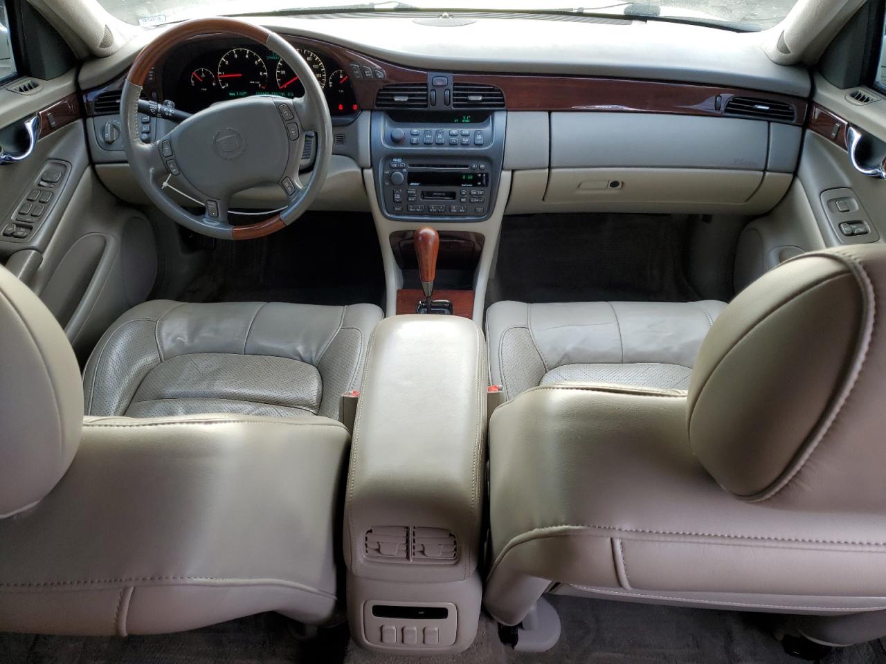 2002 Cadillac Deville Dts VIN: 1G6KF57942U158512 Lot: 81179404