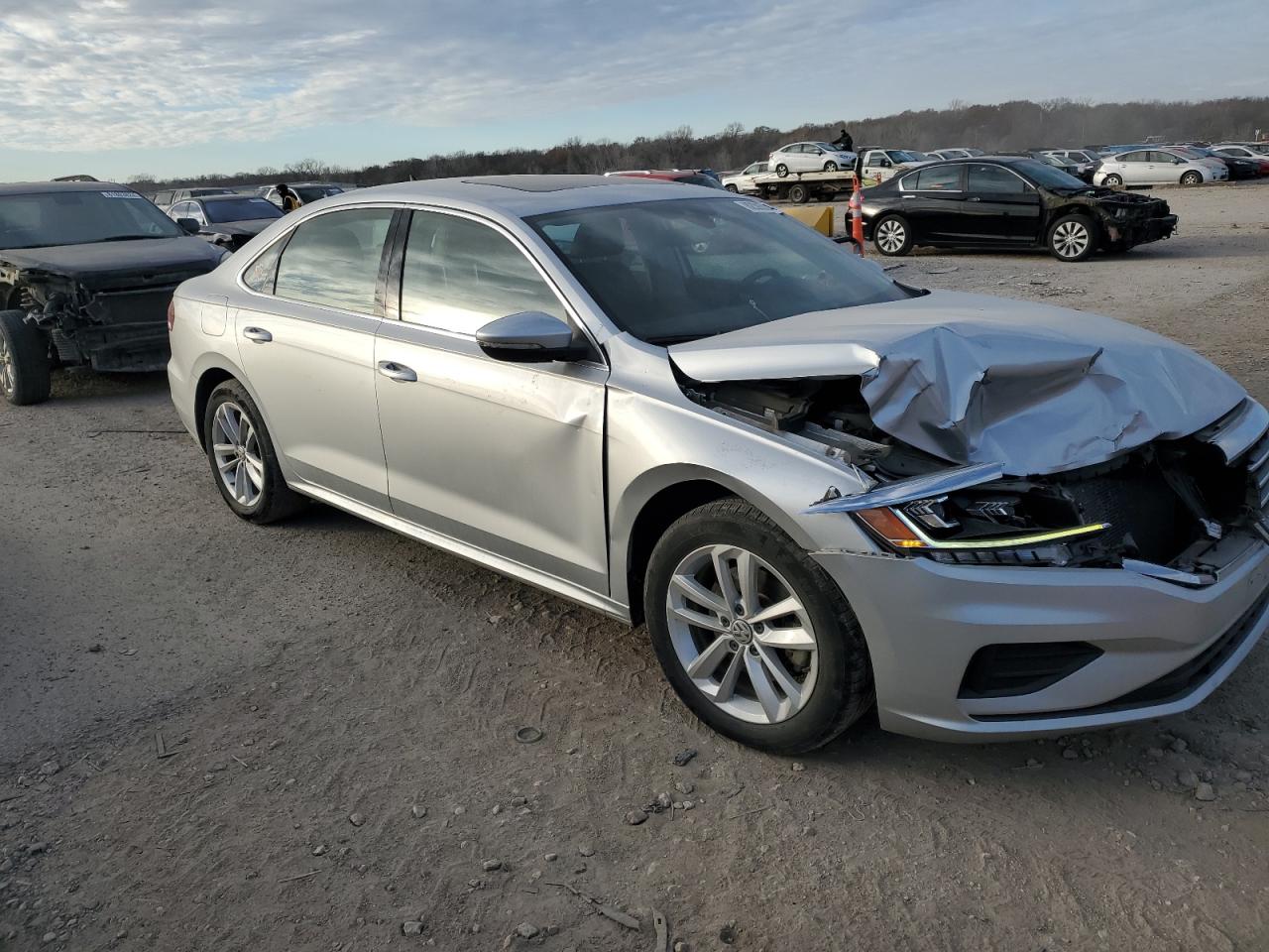 2020 Volkswagen Passat - Image 4