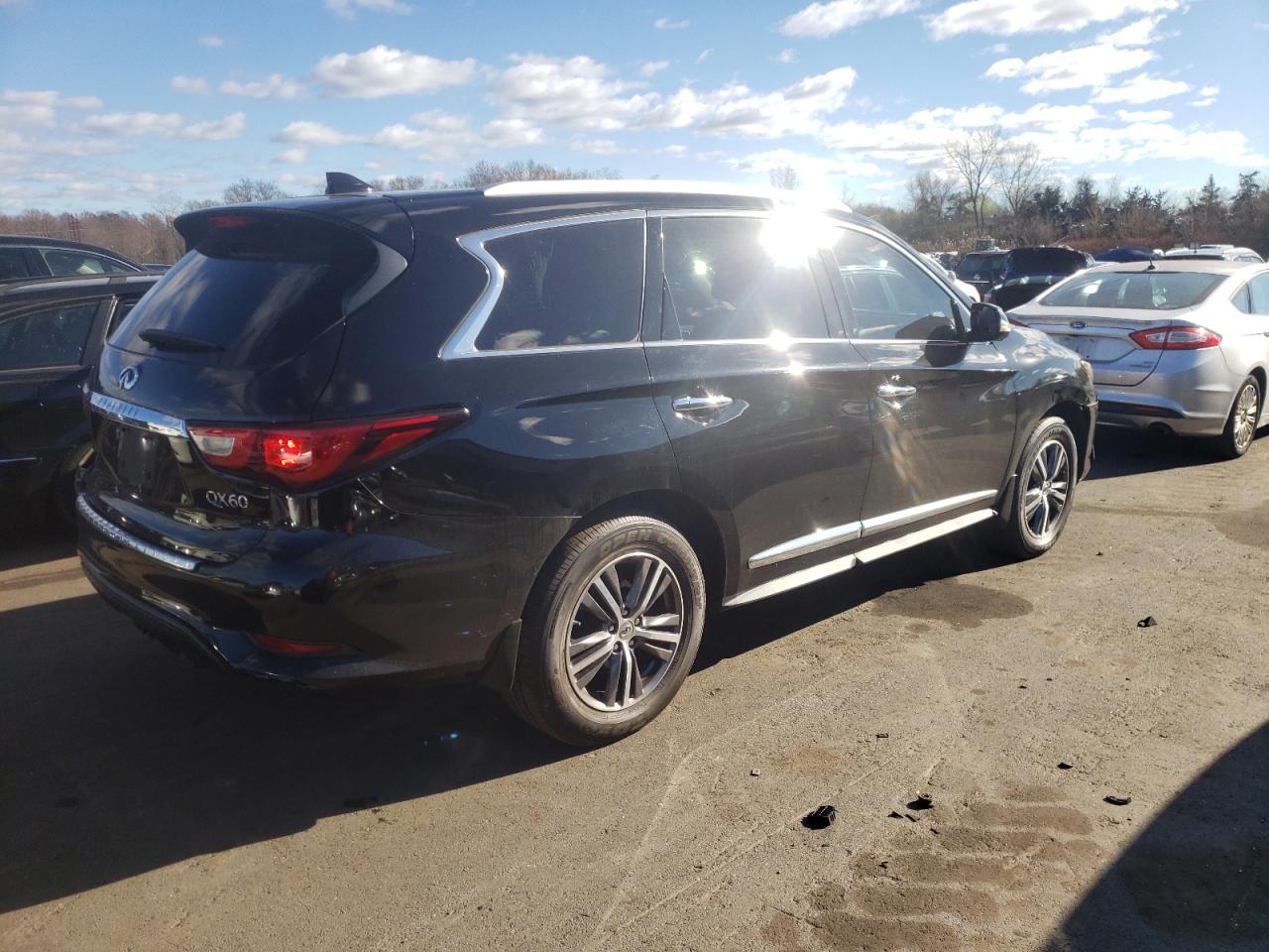 VIN 5N1DL0MM1HC554935 2017 INFINITI QX60 no.3