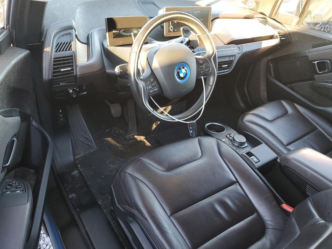2016 BMW i3 - Image 8