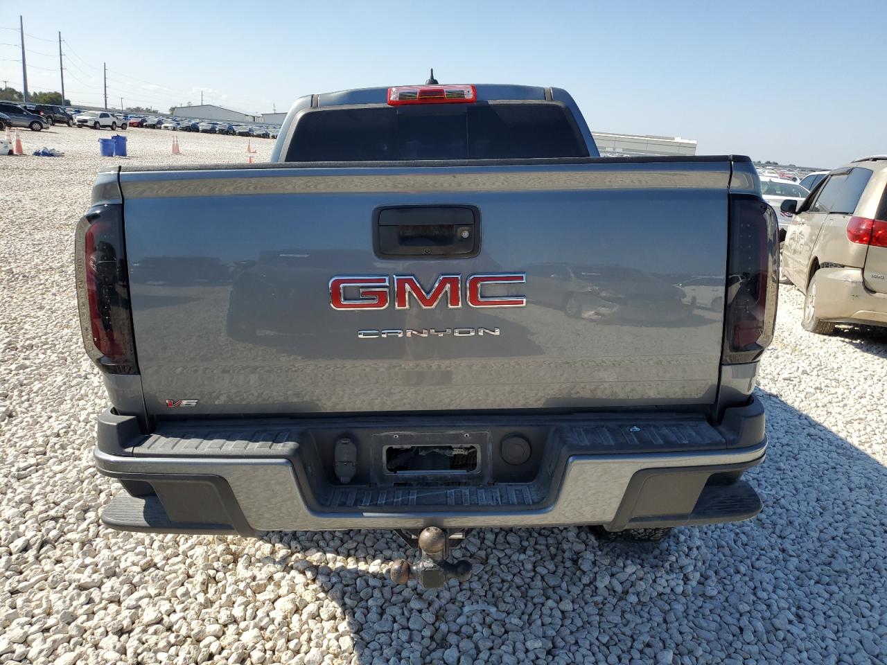 2022 GMC Canyon - Image 6