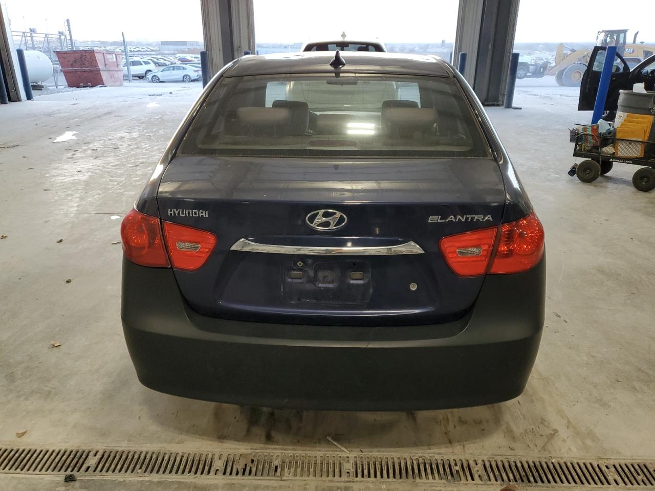 2010 Hyundai Elantra - Image 6