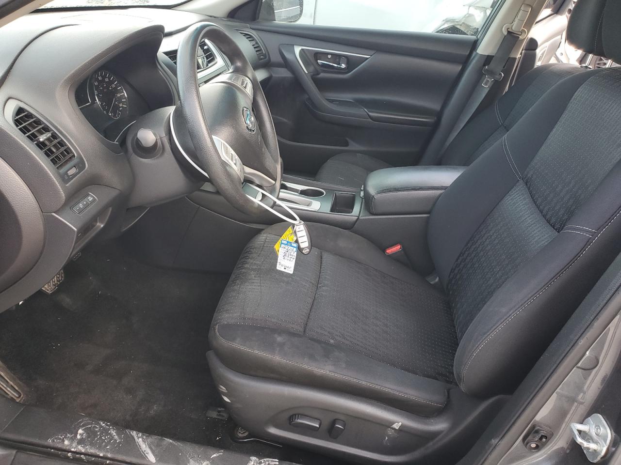2017 Nissan Altima - Image 7