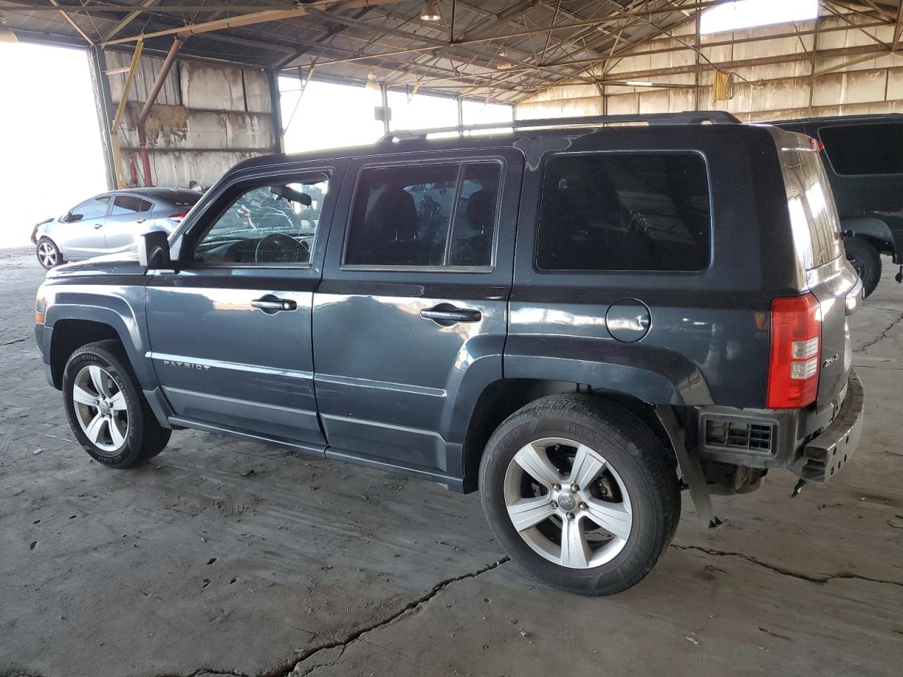 VIN 1C4NJRBB3ED769369 2014 JEEP PATRIOT no.2