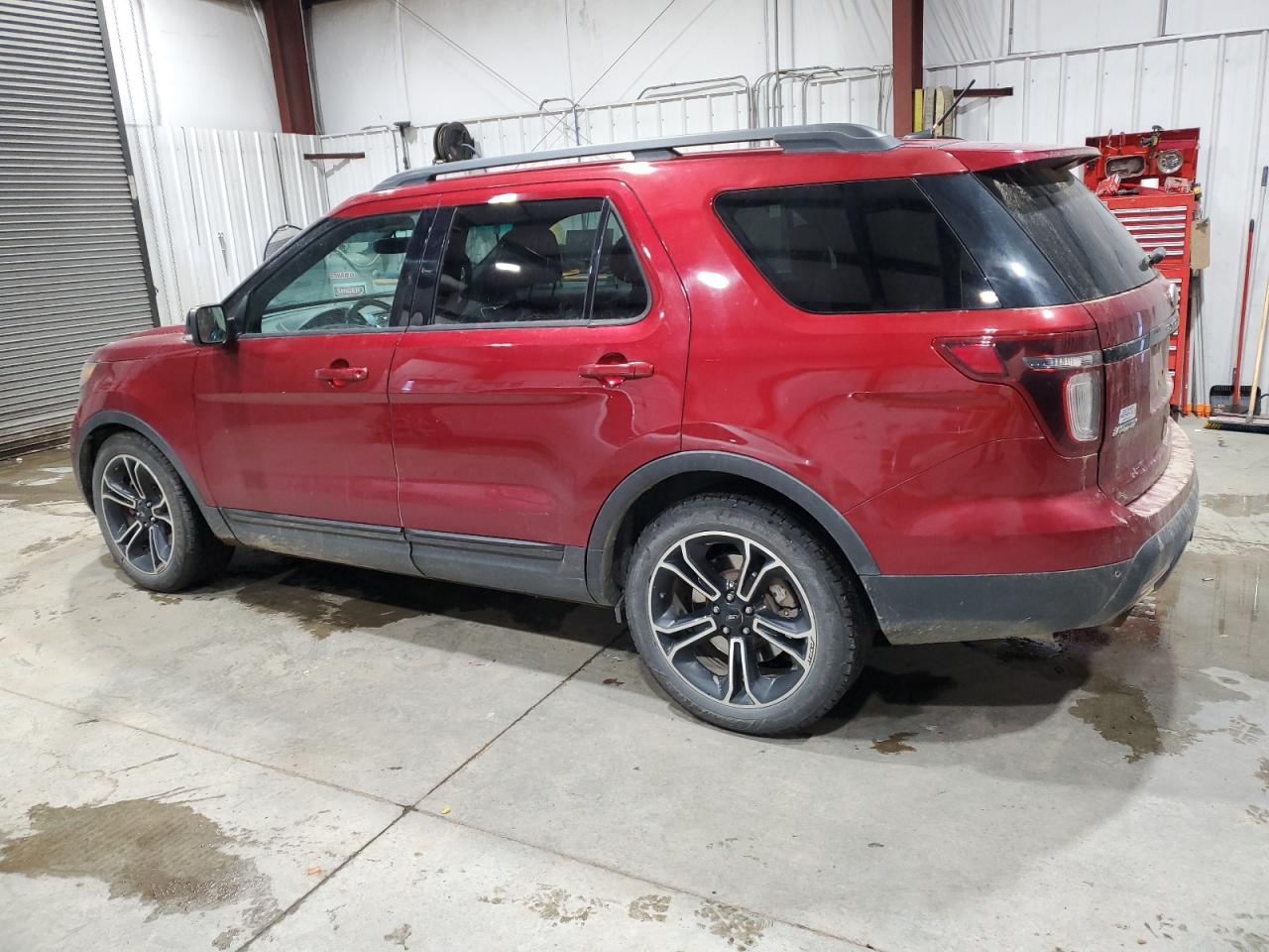 2015 Ford Explorer - Image 2