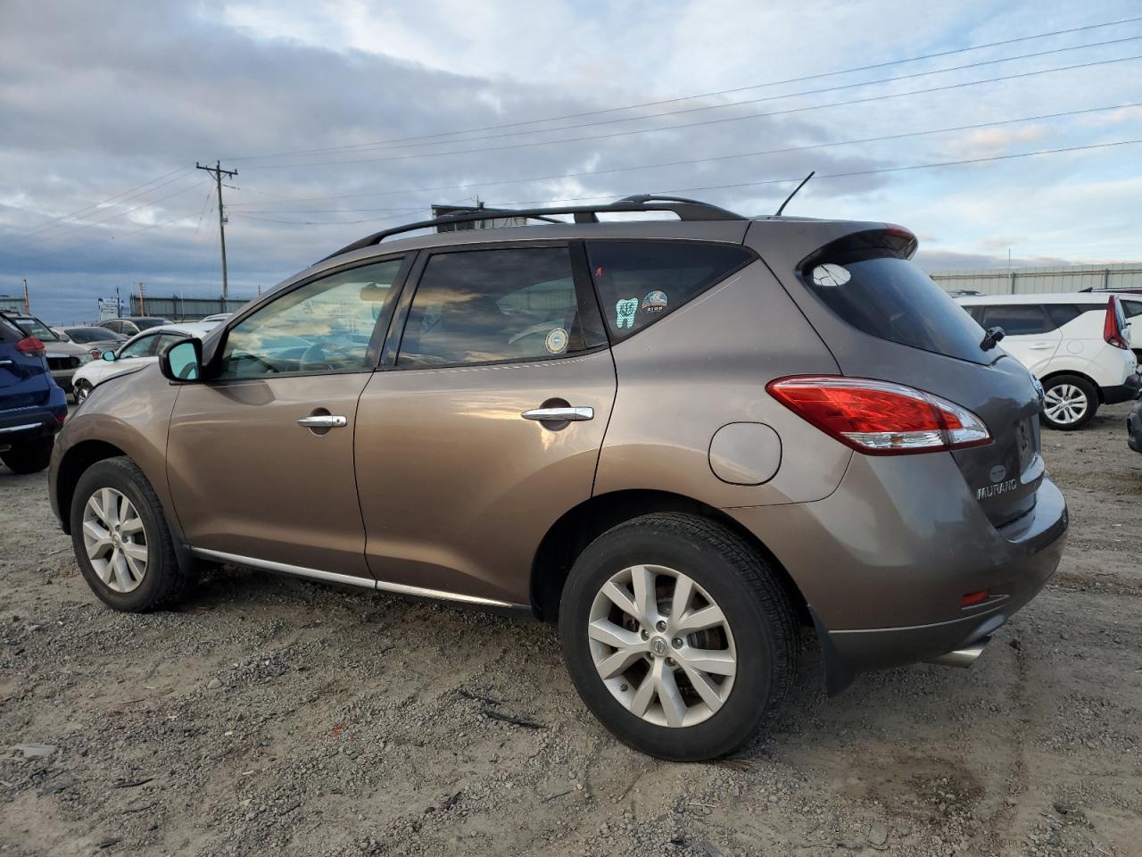 2012 Nissan Murano - Image 2