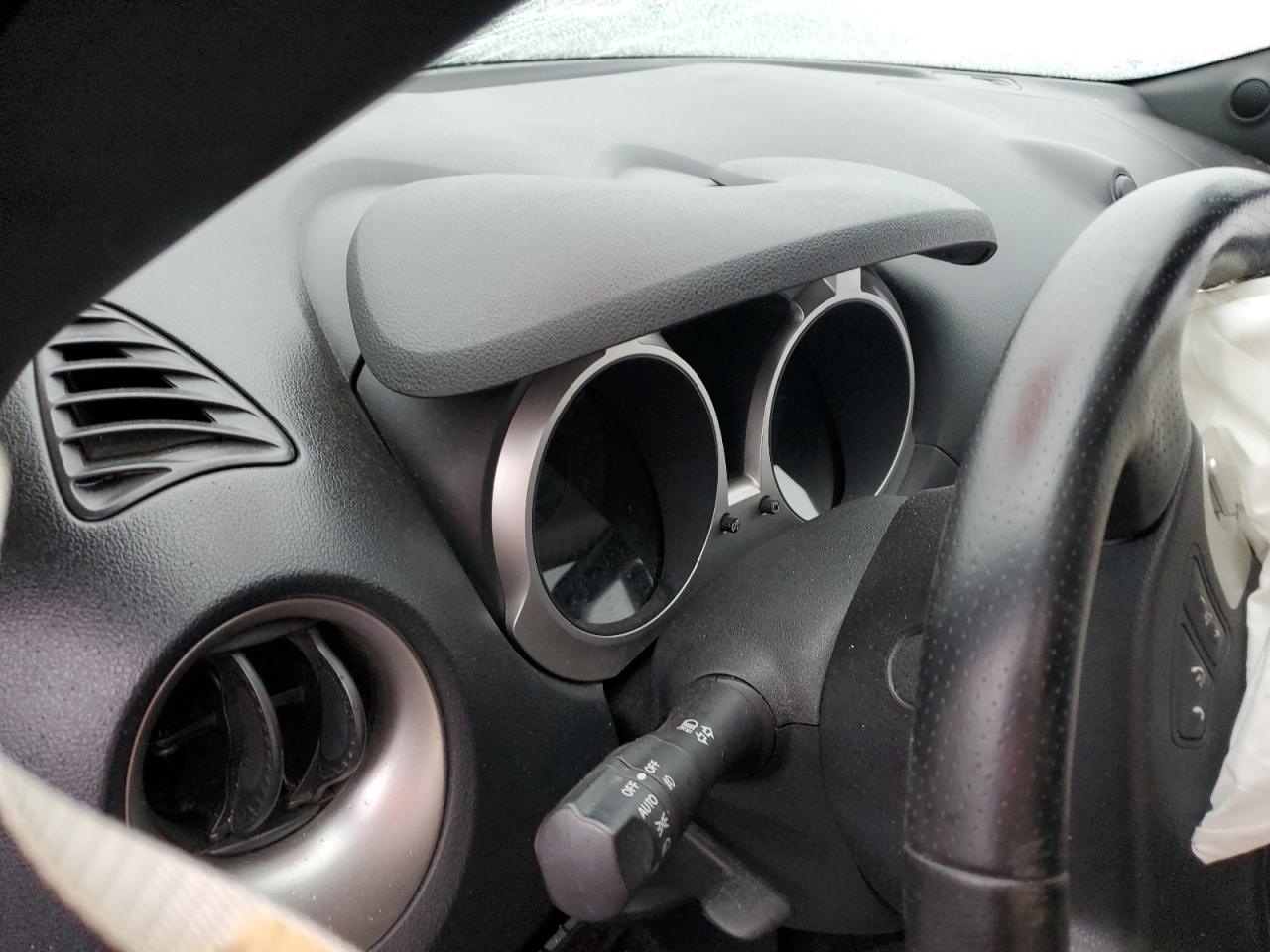 2011 Nissan Juke - Image 9
