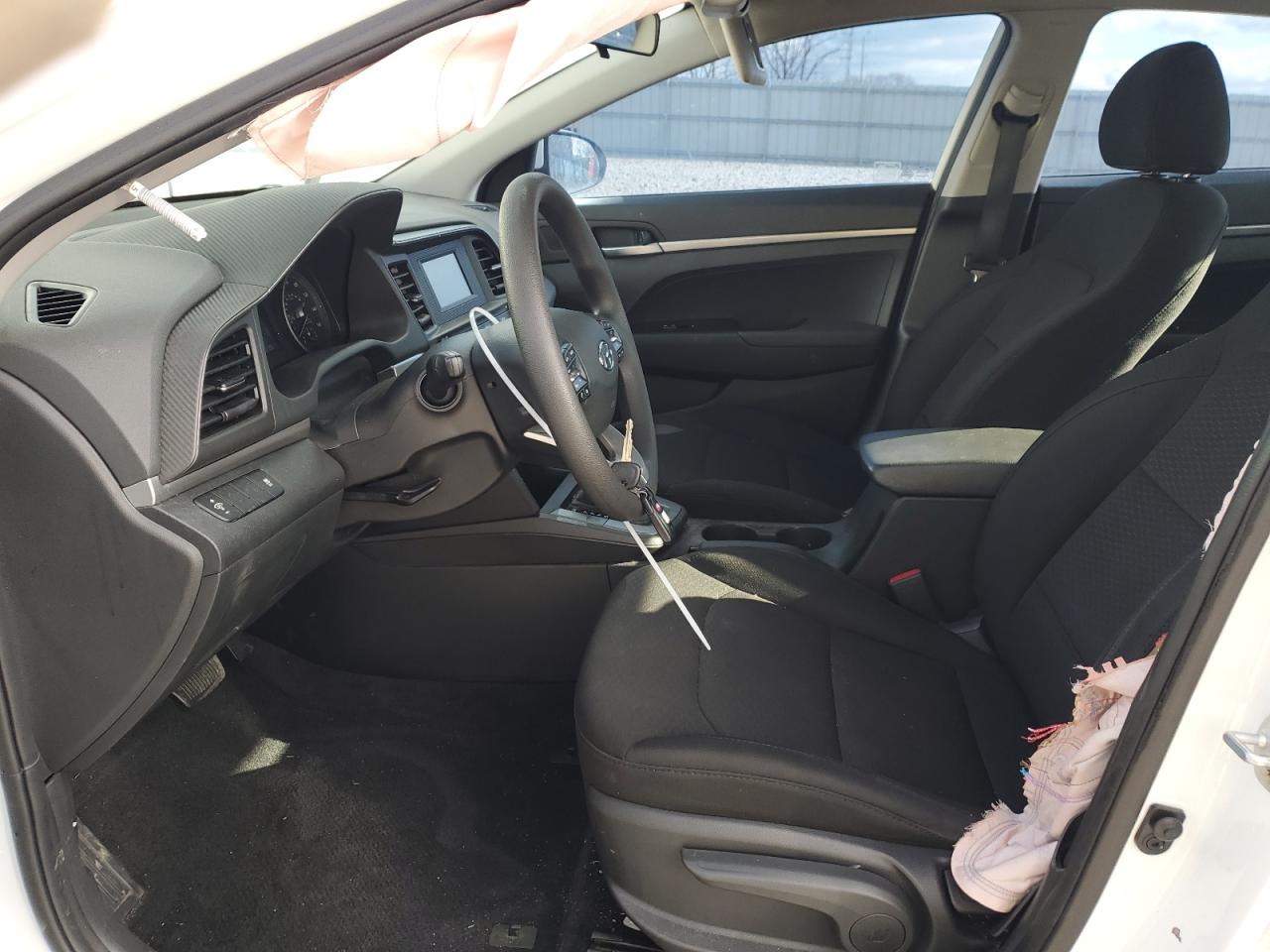 2019 Hyundai Elantra Se VIN: 5NPD74LF9KH493364 Lot: 82347664