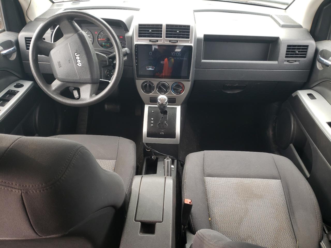 2008 Jeep Compass - Image 8