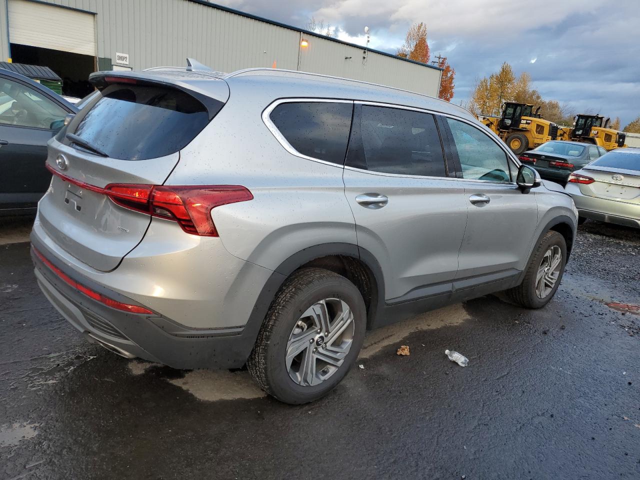 2023 Hyundai Santa Fe - Image 3