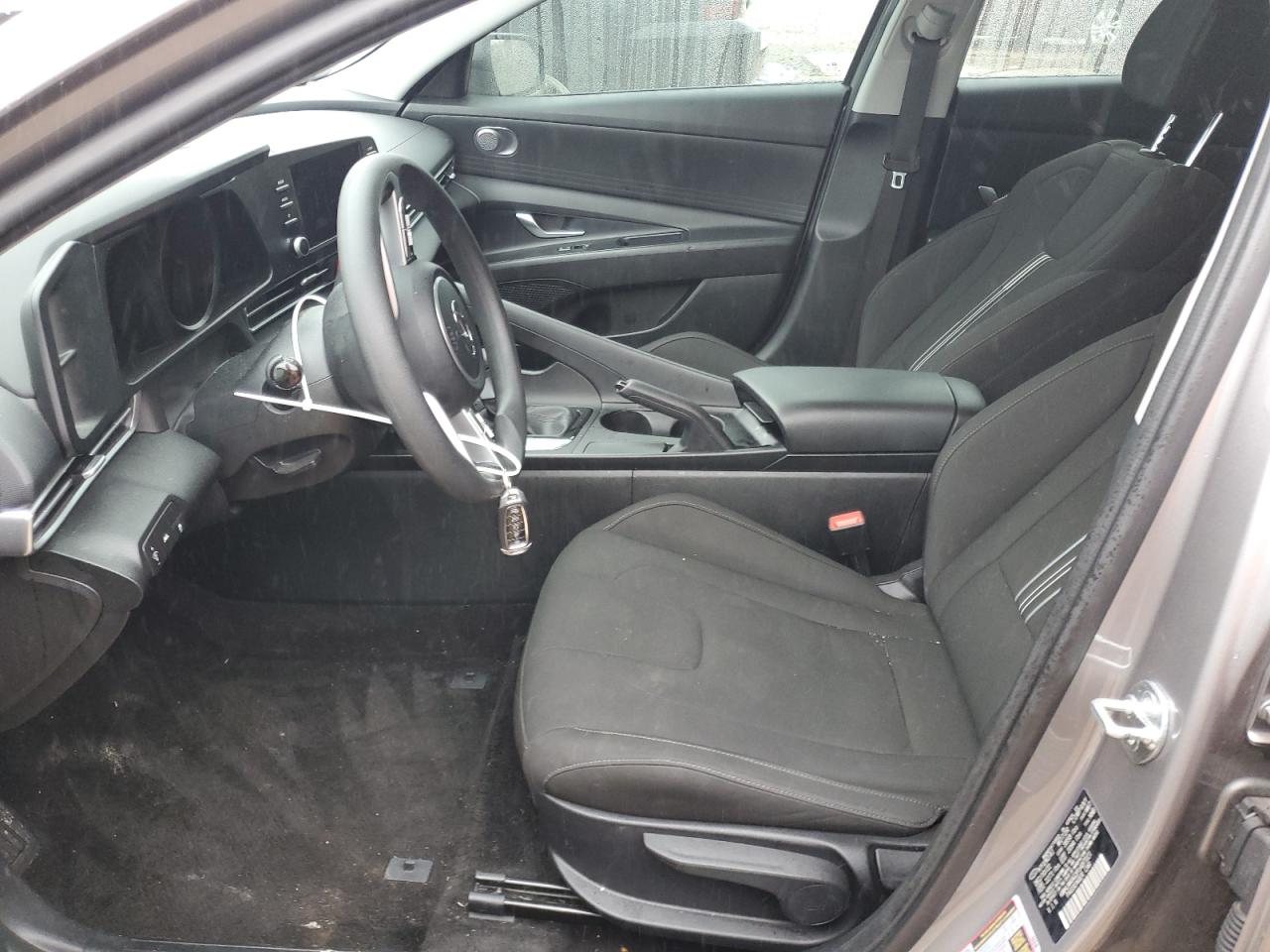 2023 Hyundai Elantra - Image 7