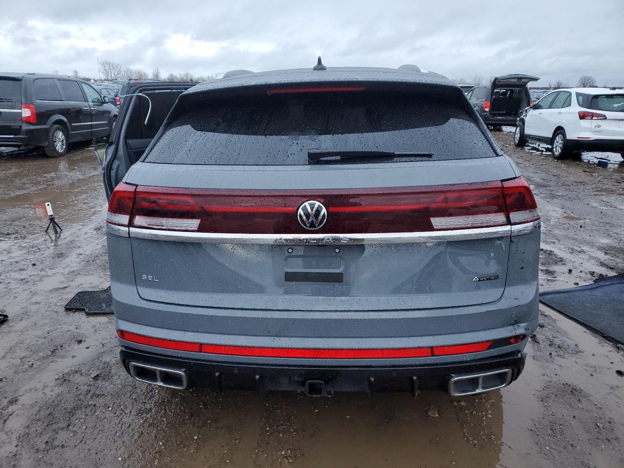 2024 Volkswagen Atlas Cross Sport Sel R-Line VIN: 1V2AE2CA0RC211358 Lot: 81634594