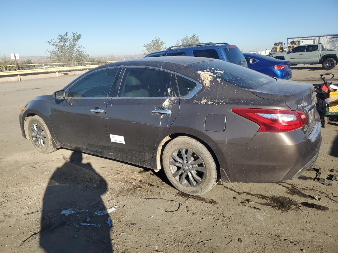 2016 Nissan Altima - Image 2