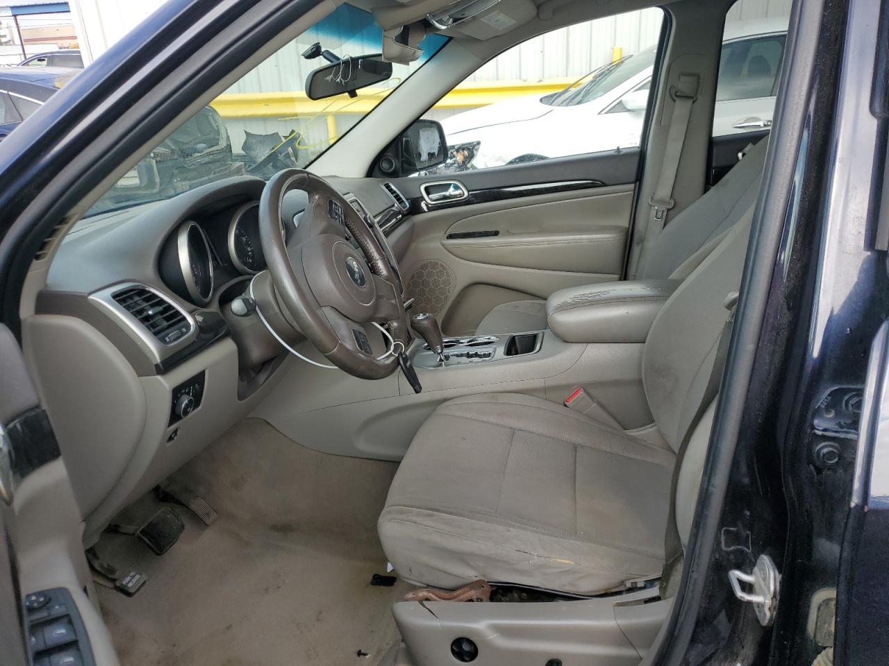 2011 Jeep Grand Cherokee - Image 7
