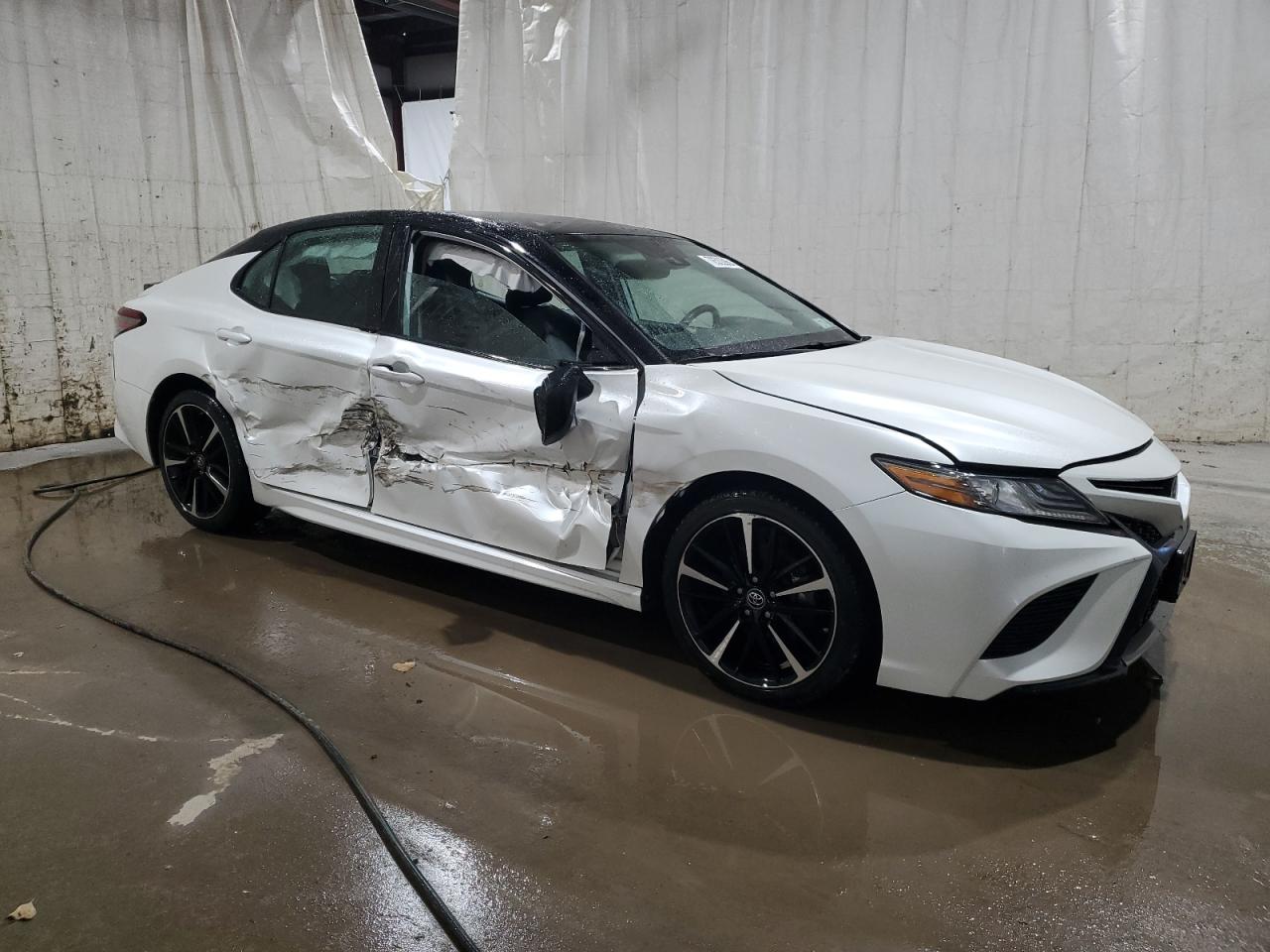 2019 Toyota Camry - Image 4