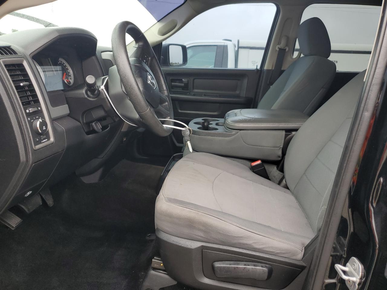2014 RAM 1500 - Image 7