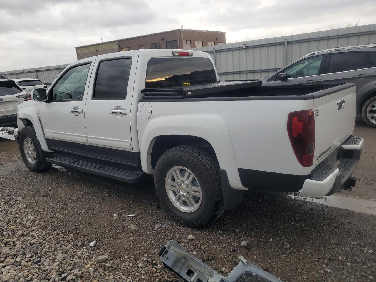 2011 Chevrolet Colorado - Image 2