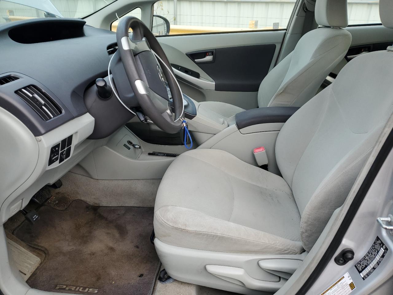2011 Toyota Prius - Image 7