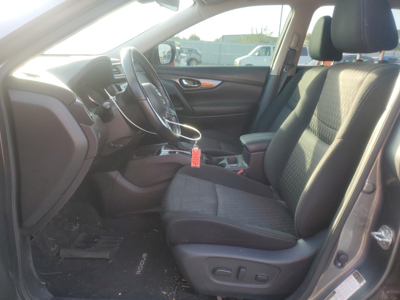 2020 Nissan Rogue - Image 7