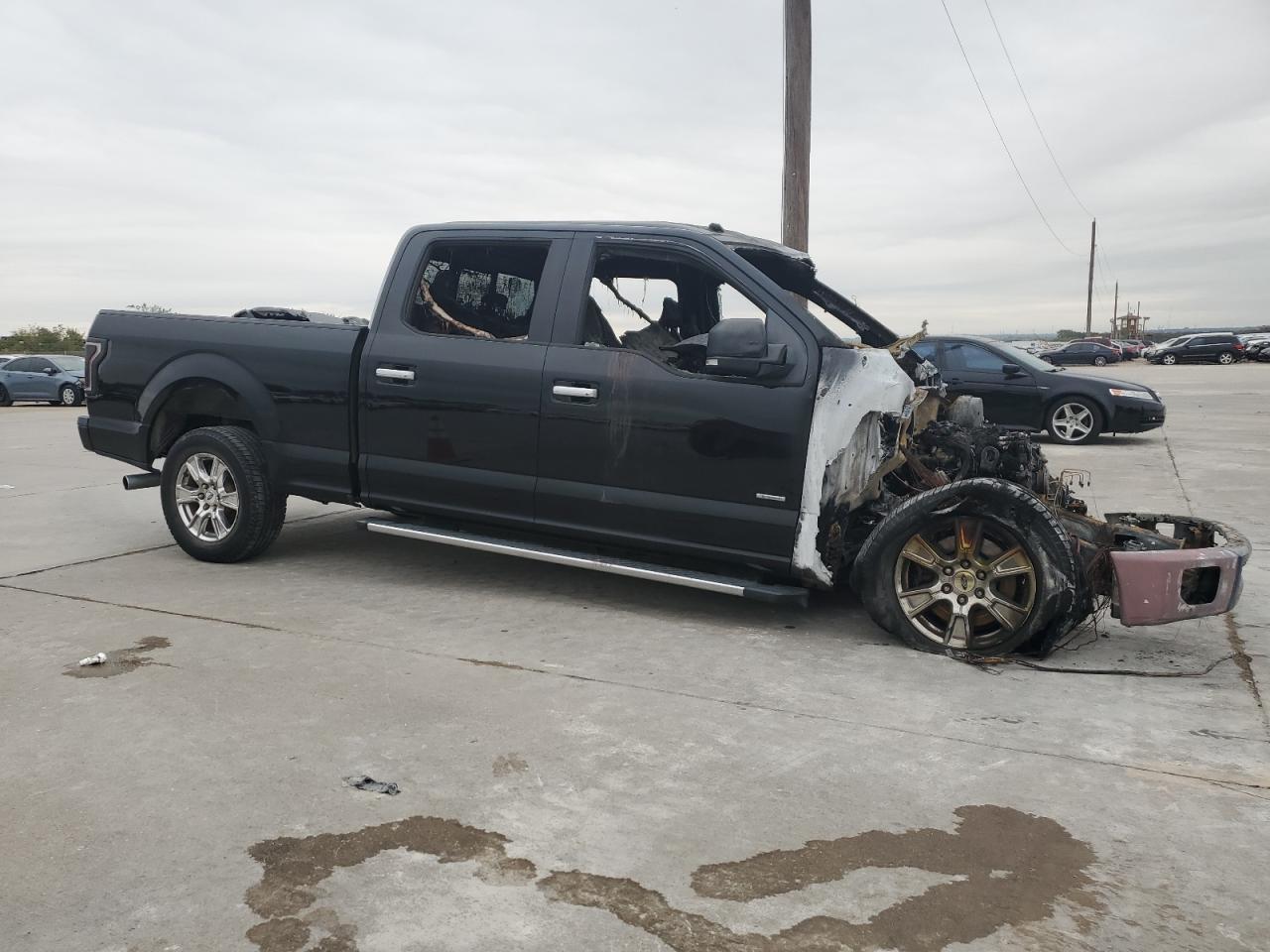 2016 Ford F-150 - Image 4
