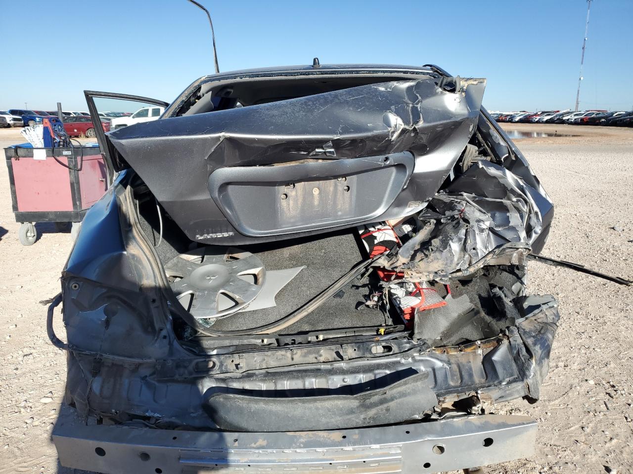2005 Mitsubishi Lancer - Image 6