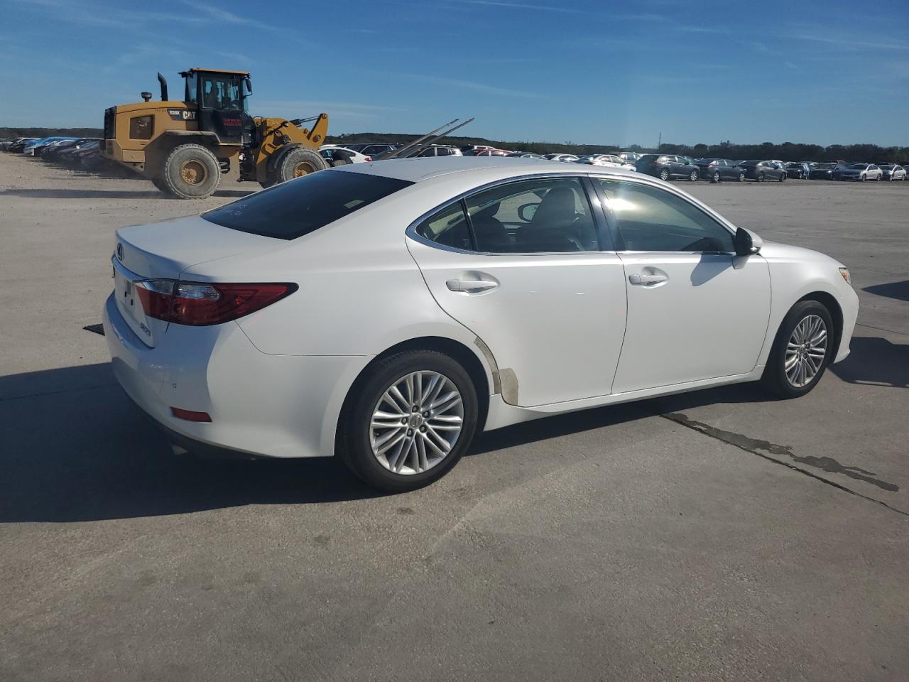 VIN JTHBK1GG5D2081923 2013 LEXUS ES350 no.3