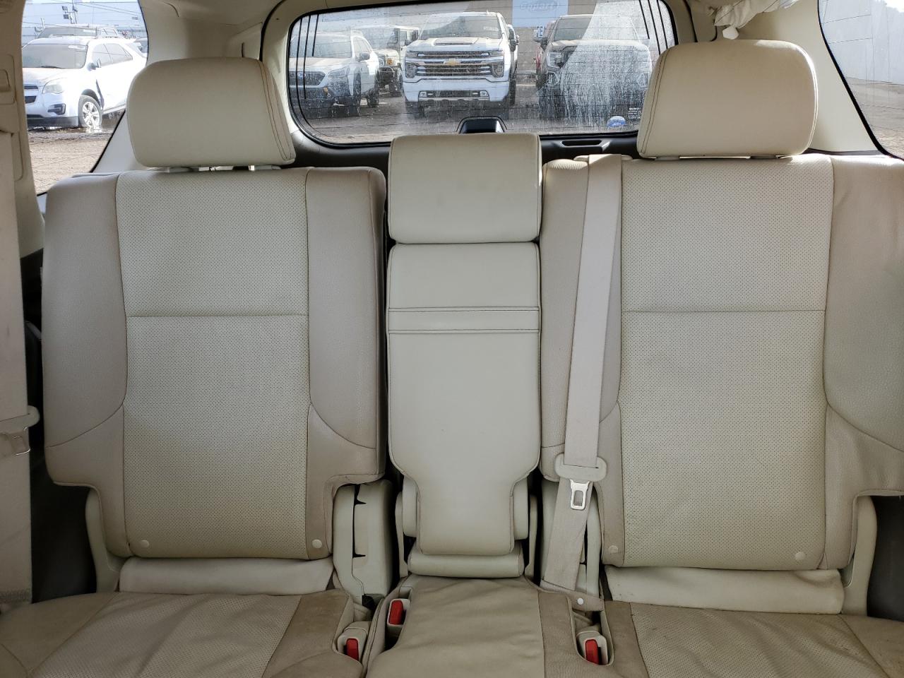 2017 Lexus GX - Image 10