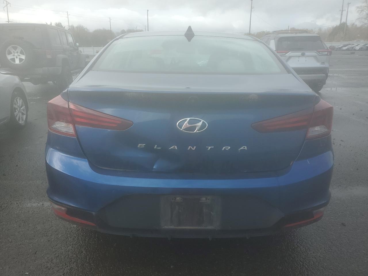 2019 Hyundai Elantra - Image 6