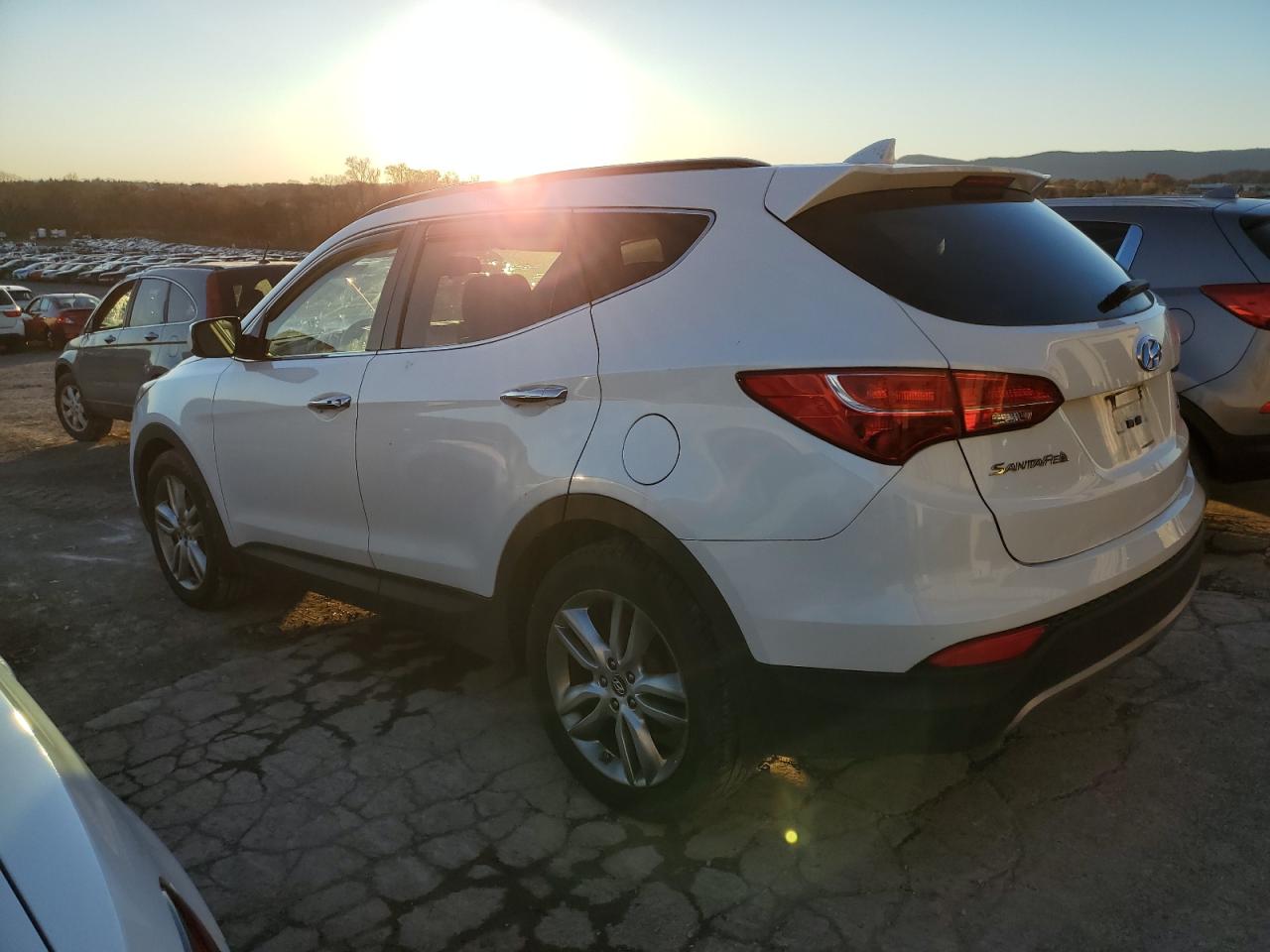2013 Hyundai Santa Fe - Image 2