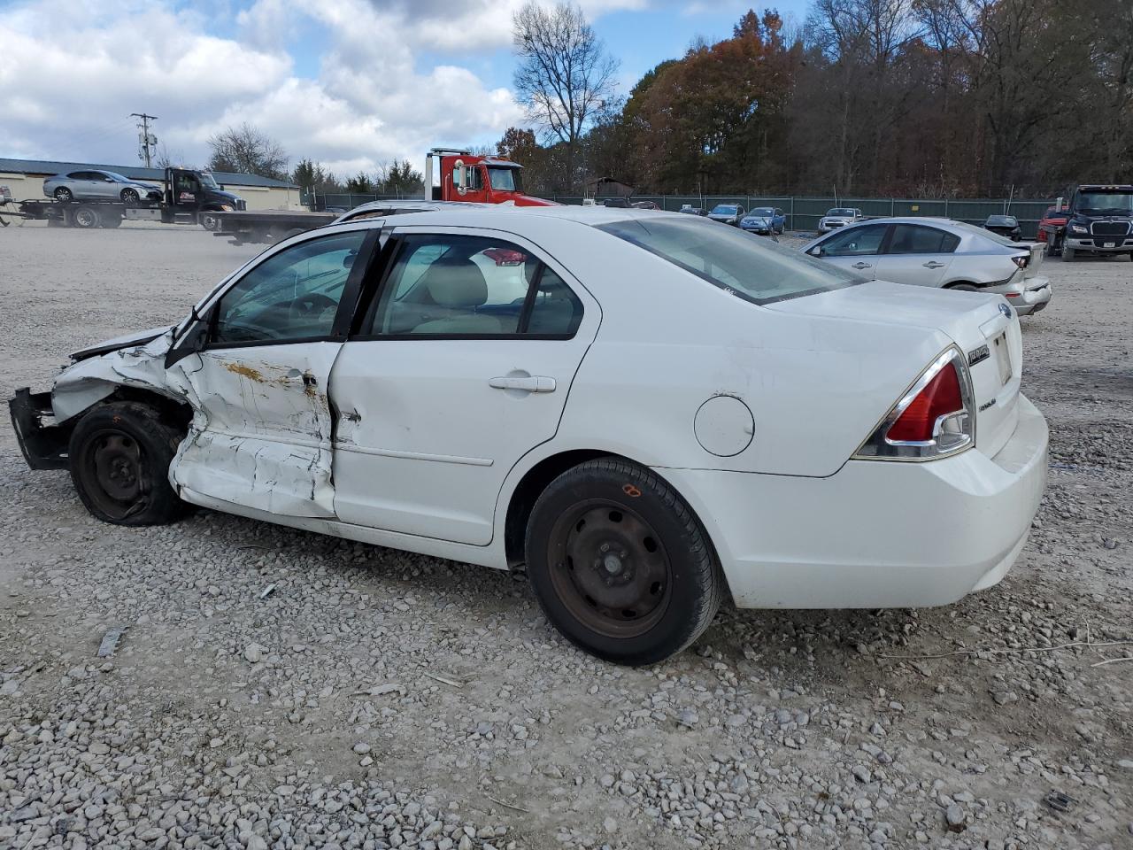 2007 Ford Fusion - Image 2