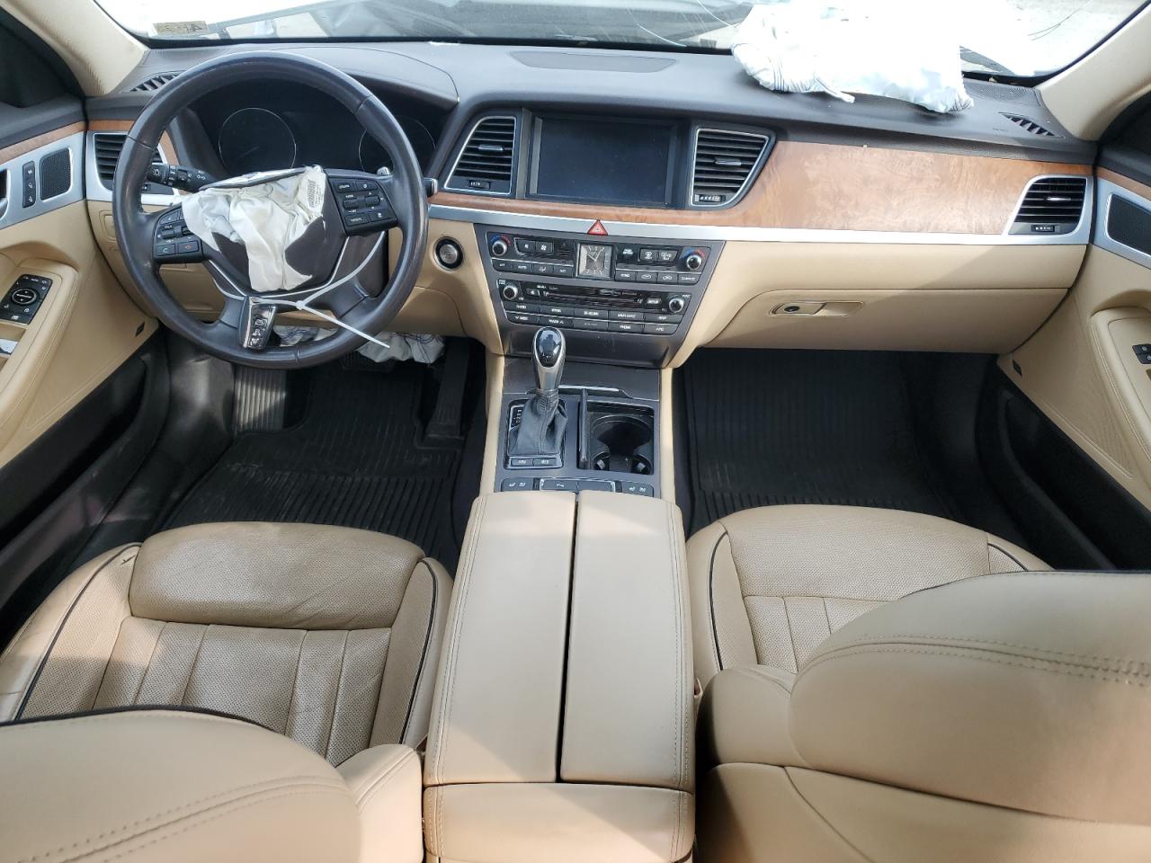 2015 Hyundai Genesis - Image 8