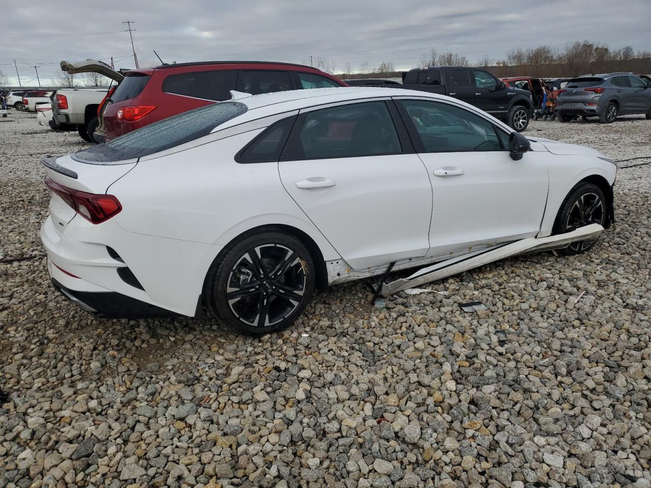 2023 Kia K5 - Image 3
